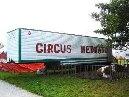 trailer 142 CircusMedrano