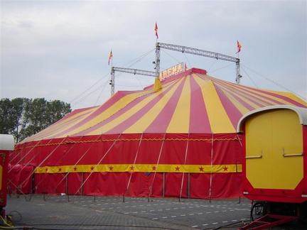 grote tent Leeuwarden 16-09-06b