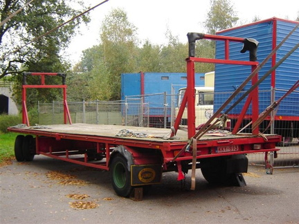 pakwagen tbv chapiteau (KKY 613)