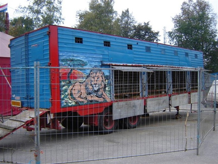 trailer 2-asser (dierenverblijf leeuwen)