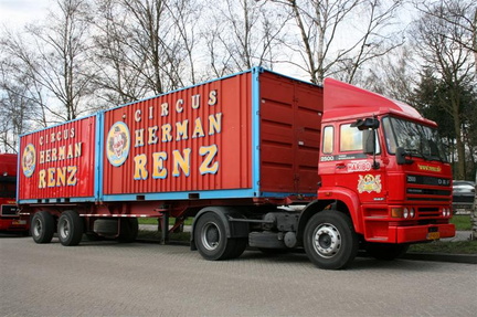 truck DAF 2500 TI (VD-93-DK) met trailer tbv zeecontainers