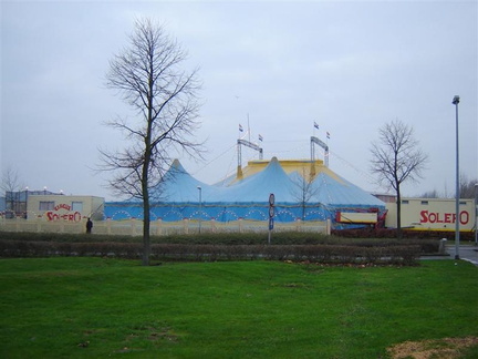 foyertenten chapiteau van circus Belly Wien
