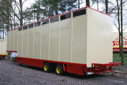 trailer (gesloten tandem-asser) tbv transport dieren (voorheen Renz Berlin) nieuw in 2009a (OPR-VG-27)
