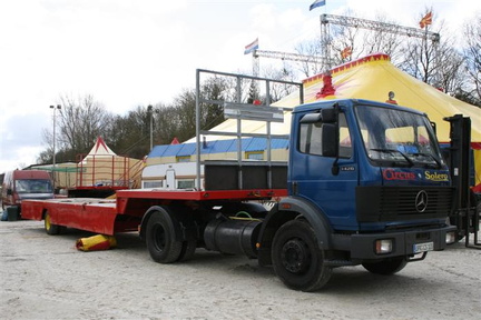 truck Mercedes 1426 + trailer (open enkel-asser) tbv heftruck   tractor (nieuw in 2009)