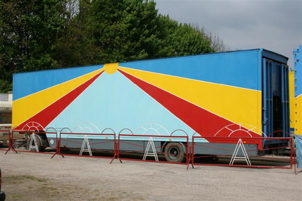 pakwagen (met facade beschildering)L