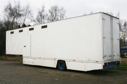 trailer (gesloten enkel-asser) tbv dierentransport