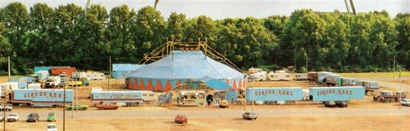 luchtfoto in programmaboekje 1988 Original Circus Renz