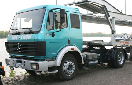 truck Mercedes 1422 (D-GW-5553)